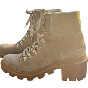 Dolce Vita Rubi Suede Croc Accent Lace Up Lug Sole Block Heel Combat Boots 7.5‎